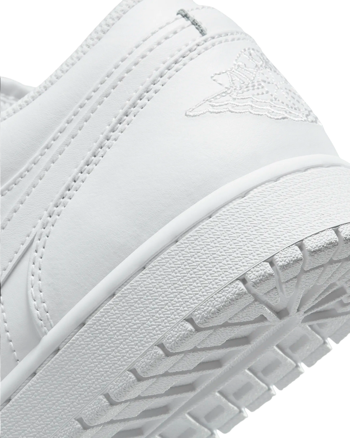 Jordan low men's sneakers shoe Jordan 1 Low 553558 136 white