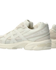 Scarpa da corsa Asics Gel-1130 1203A410-100 colore crema-betulla con tecnologia GEL e design classico prospettiva posteriore