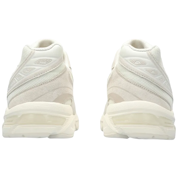 Scarpa da corsa Asics Gel-1130 1203A410-100 colore crema-betulla con tecnologia GEL e design classico tallone