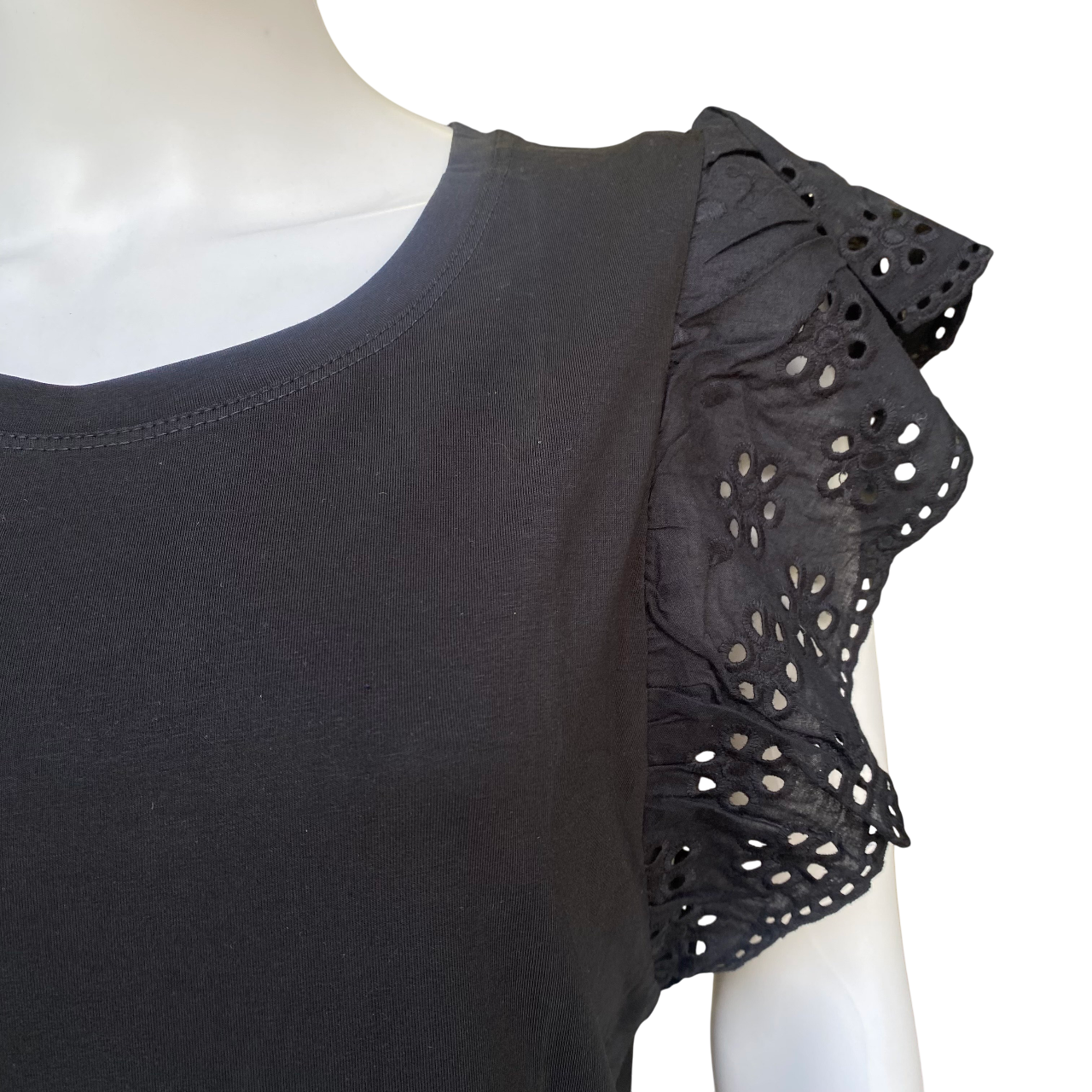 Abito smanicato nero Astrolabio da donna modello M787M 500, elegante vestito italiano in cotone elasticizzato - spalla