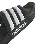 Logo Adidas tre strisce bianche su ciabatte nere modello GZ5922