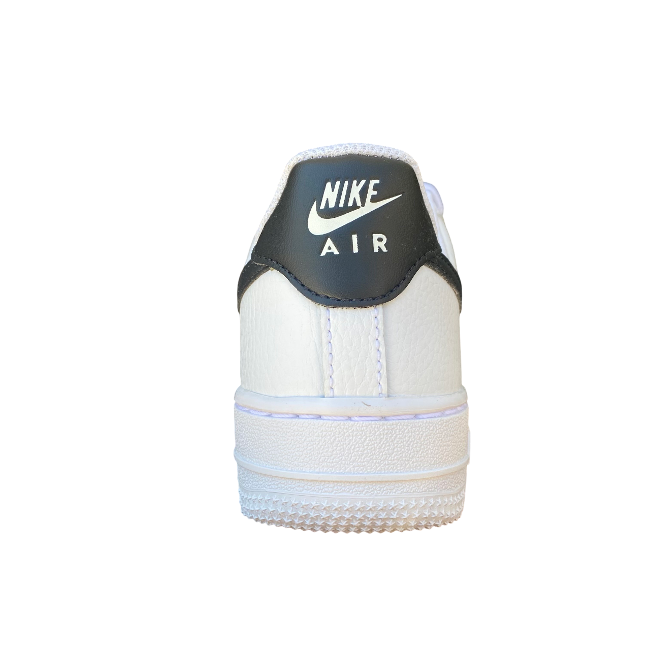 Nike DD8959-103 Air Force 1 '07 Bianco Nero - Sneakers Donna Stile Iconico - vista frontale tallone