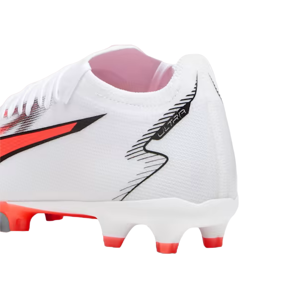 Puma men's soccer shoes Ultra Match 107347-01 white-black-orchid