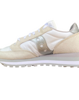 Sneakers Saucony Jazz Triple bianco-argento da donna con suola rialzata, dettagli metallizzati, logo Saucony laterale e design chunky moderno - interno