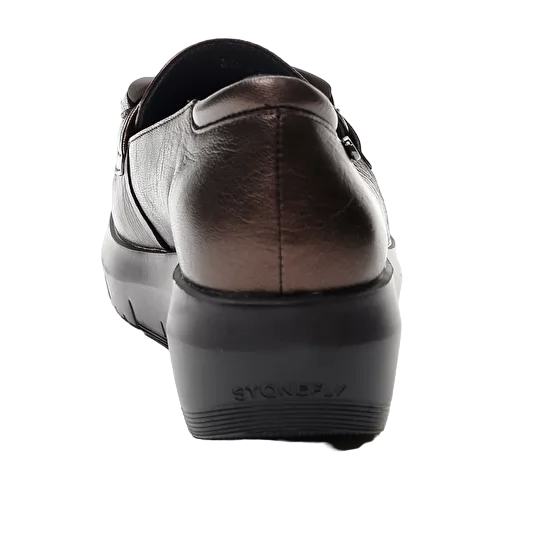 Stonefly mocassino da donna Plume 13 lin pelle laminata Plume 218215 410 marrone