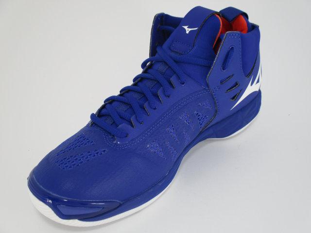 Mizuno Wave Momentum Mid V1GA191700 volleyball shoe
