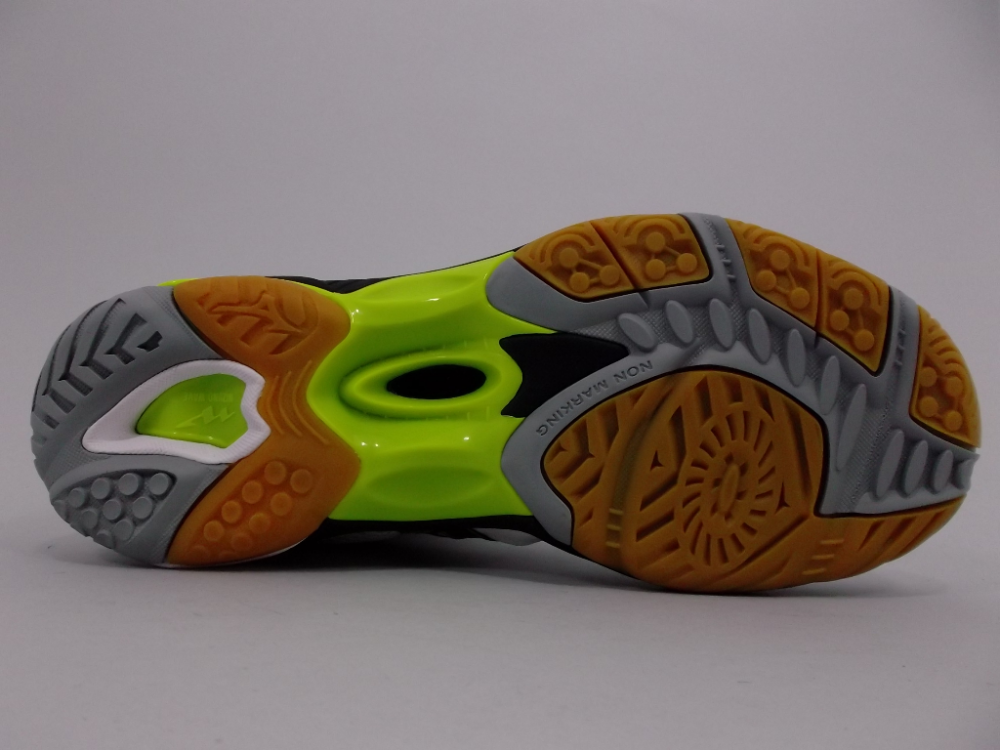 Mizuno Wave Hurricane 2 Mid V1GA164507