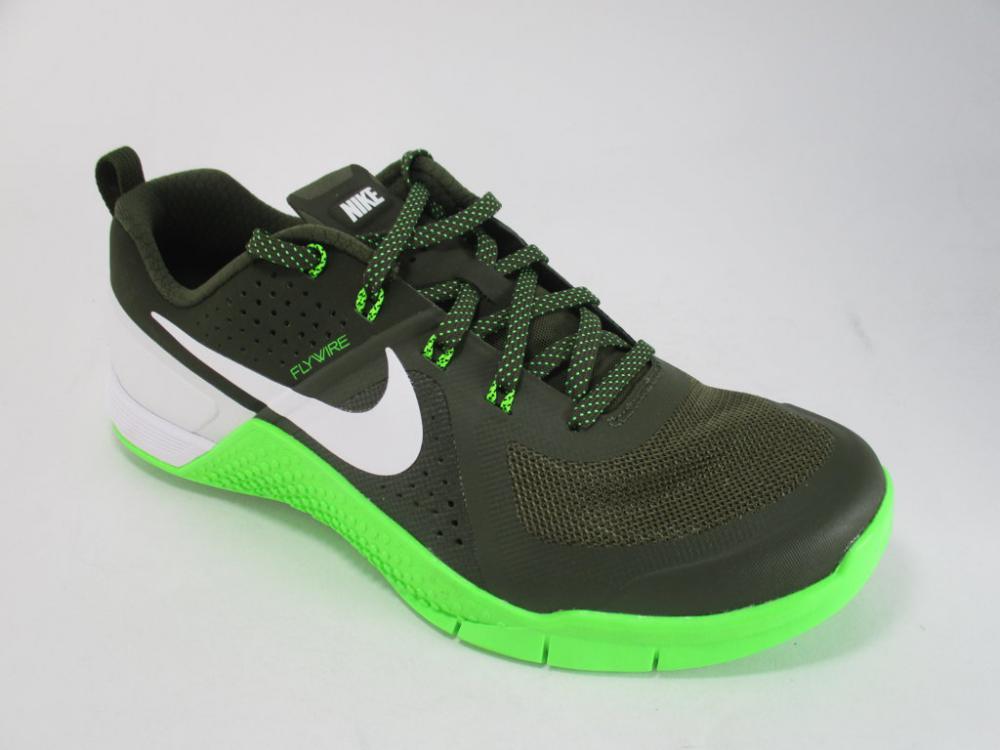Nike Metcon 1 704688 313 green training shoe