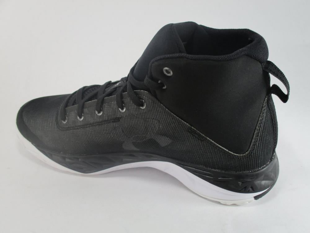 Under Armour scarpa da basket da uomo 3Zero II 3020613 001 black