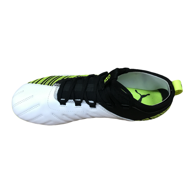 Puma scarpa da calcio da uomo One 5.3 MG 105646 02 bianco-nero-giallo