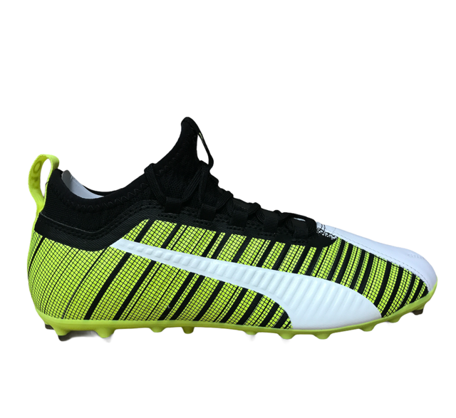 Puma scarpa da calcio da uomo One 5.3 MG 105646 02 bianco-nero-giallo