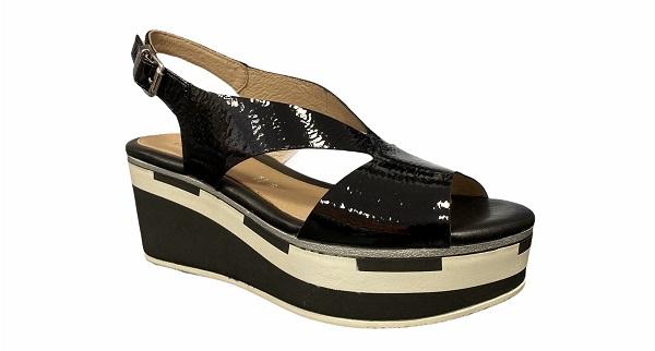 Stonefly sandalo da donna Diva 10 Patant Leather 213774 000 nero