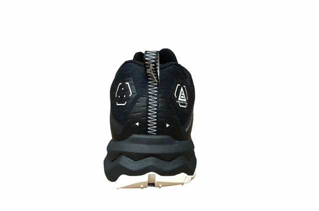Mizuno scarpa da corsa per la montagna Wave Daichi 6 GTX J1GJ215642 nero