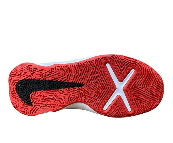 Nike boys basketball shoe Team Hustle D 10 CW6735 600 red-black
