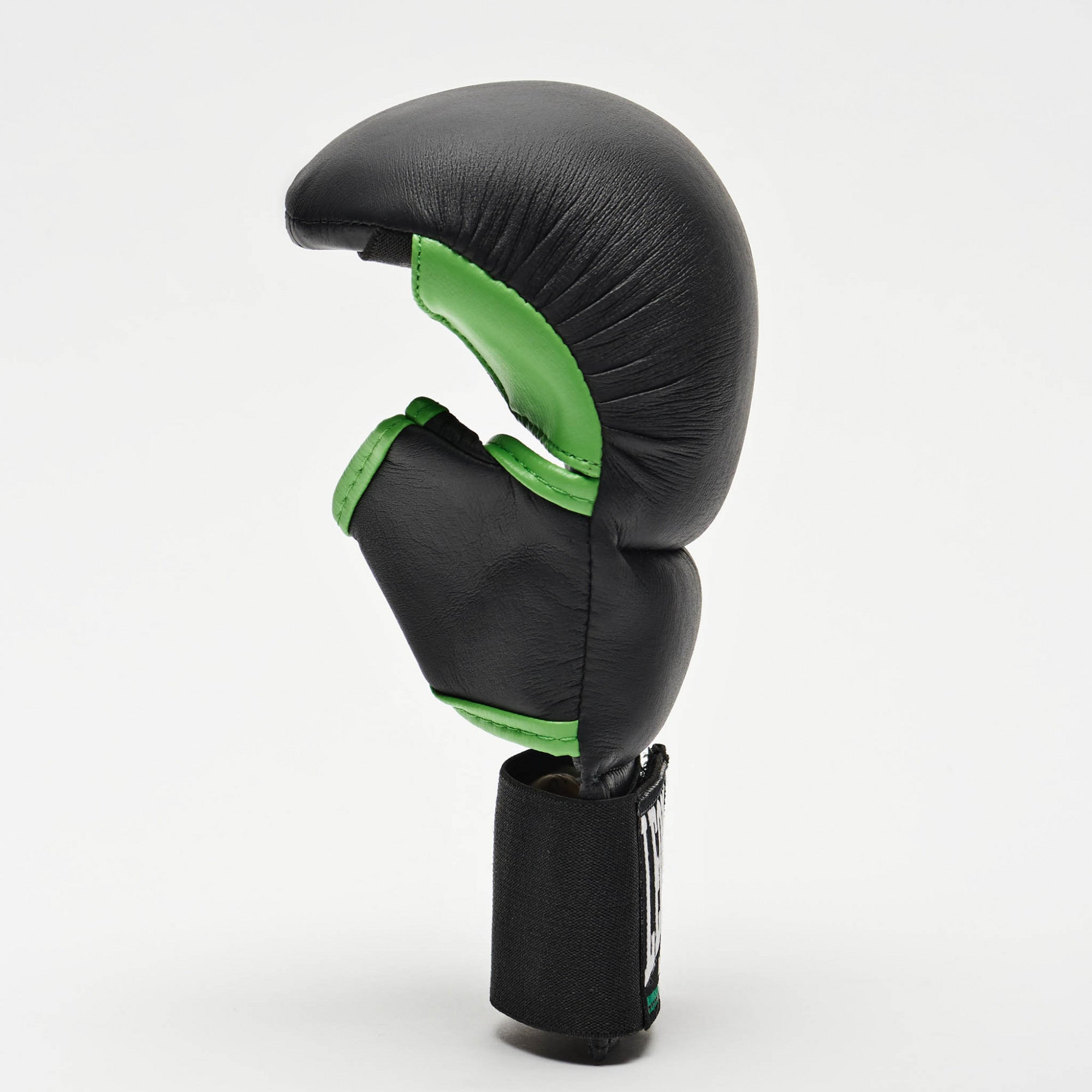 Leone karate gloves GK096 Black