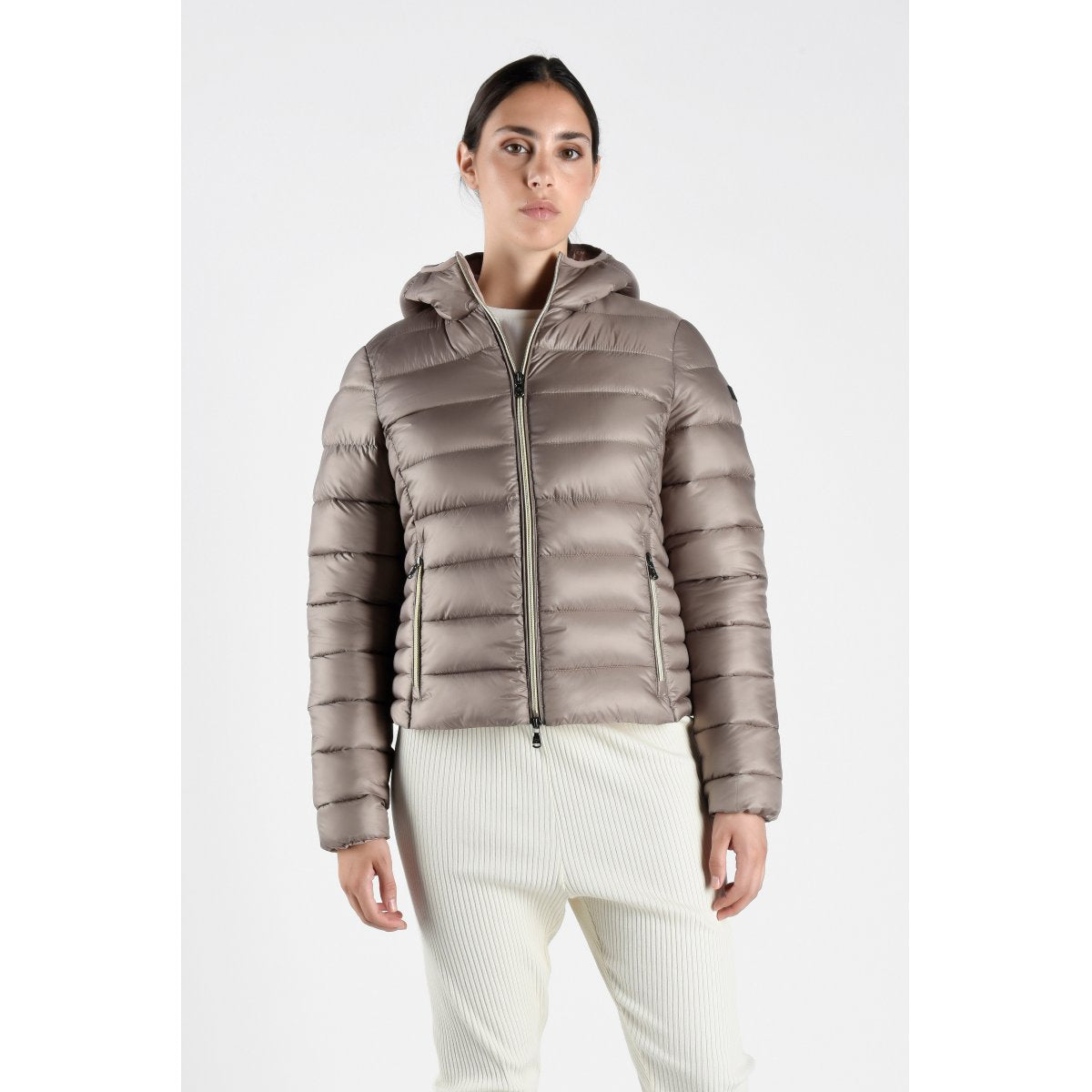 Canadian Women's down jacket 100grams with hood Marystown Recycled CN.G221201WRE/CHARB