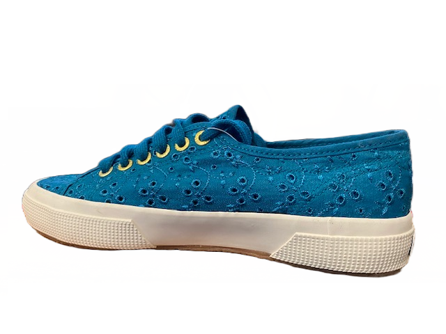 Superga scarpa sneakers da donna in sangallo satin 2750 S008C40 D33 ottanio
