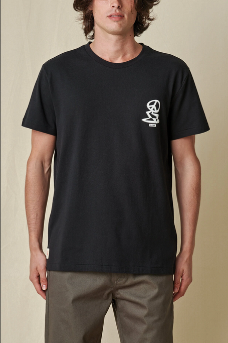 Globe short sleeve t-shirt Peace Men Tee GB02241001 BLK black