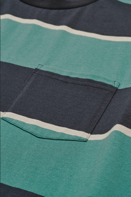 Globe Striped Bootleg Dreams T-shirt GB02241007 SE sea