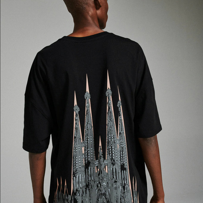 Dolly Noire short sleeve t-shirt BENCH Sagrada Familia Tee ts104-tb-01 black