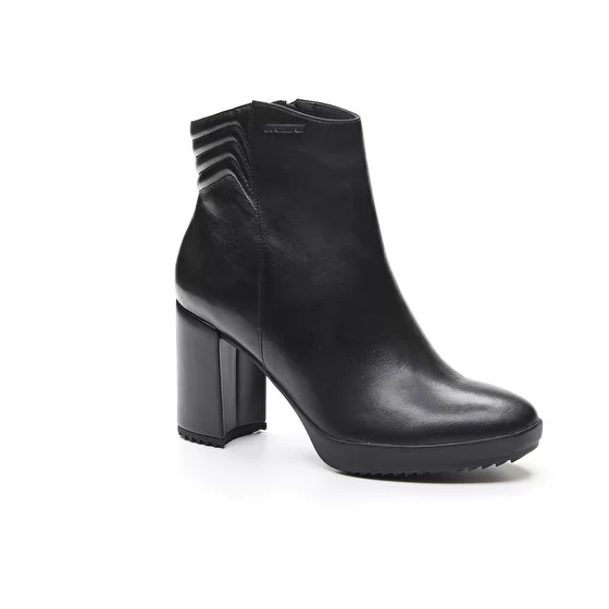 Stonefly stivaletto da donna Oprah 21 Nappa LTH 214503 000 nero