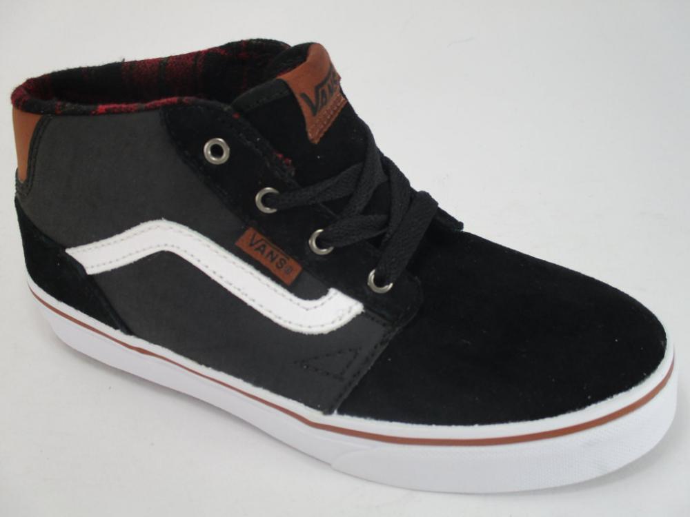 Vans Chapman Mid nere da junior, modello VN0A2XSSK75 in pelle scamosciata con suola in gomma - frontale