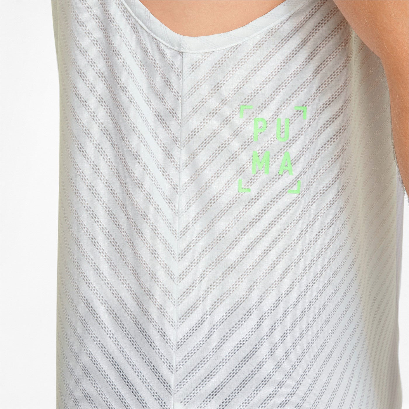 Puma canotta da corsa da uomo Train Breeze Tank 521526 02 bianco