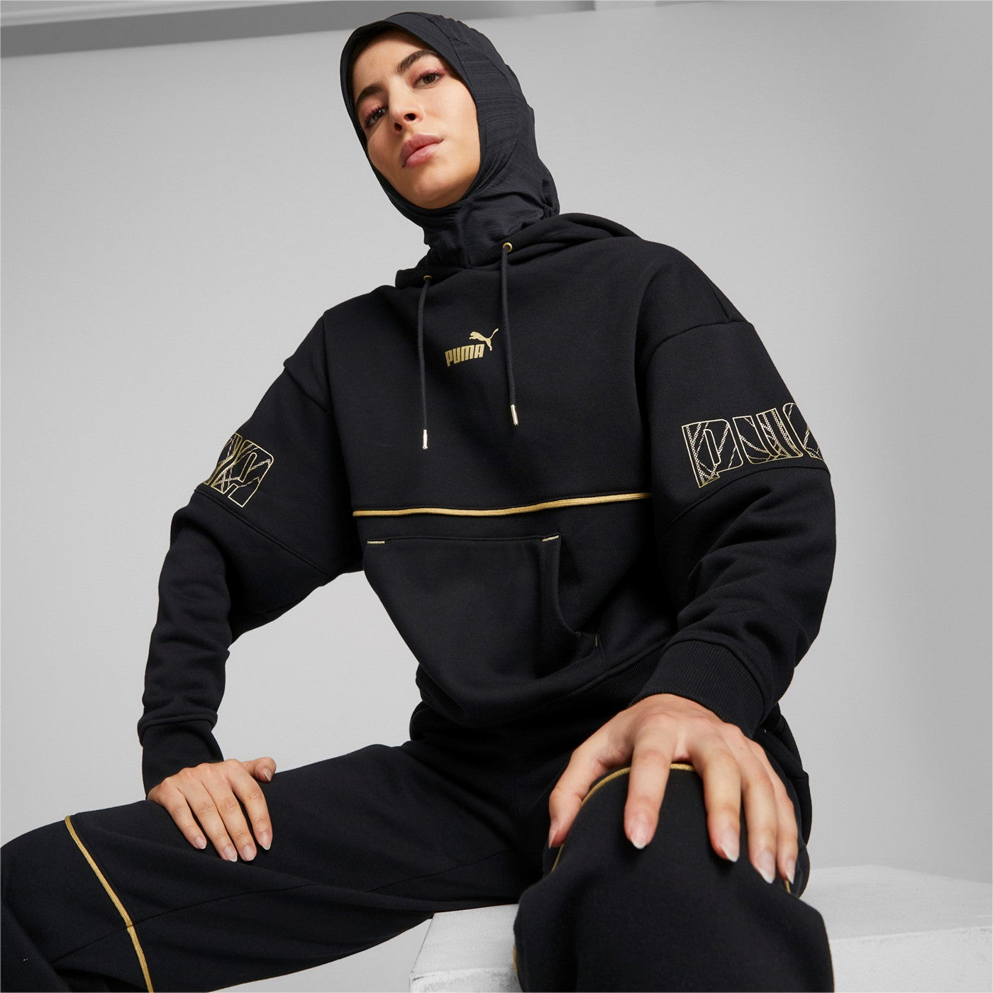 Puma Women's Power Deco Glam Velvet Hoodie 671756 01 black