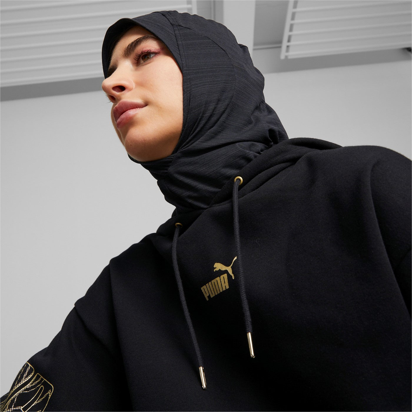 Puma Women's Power Deco Glam Velvet Hoodie 671756 01 black
