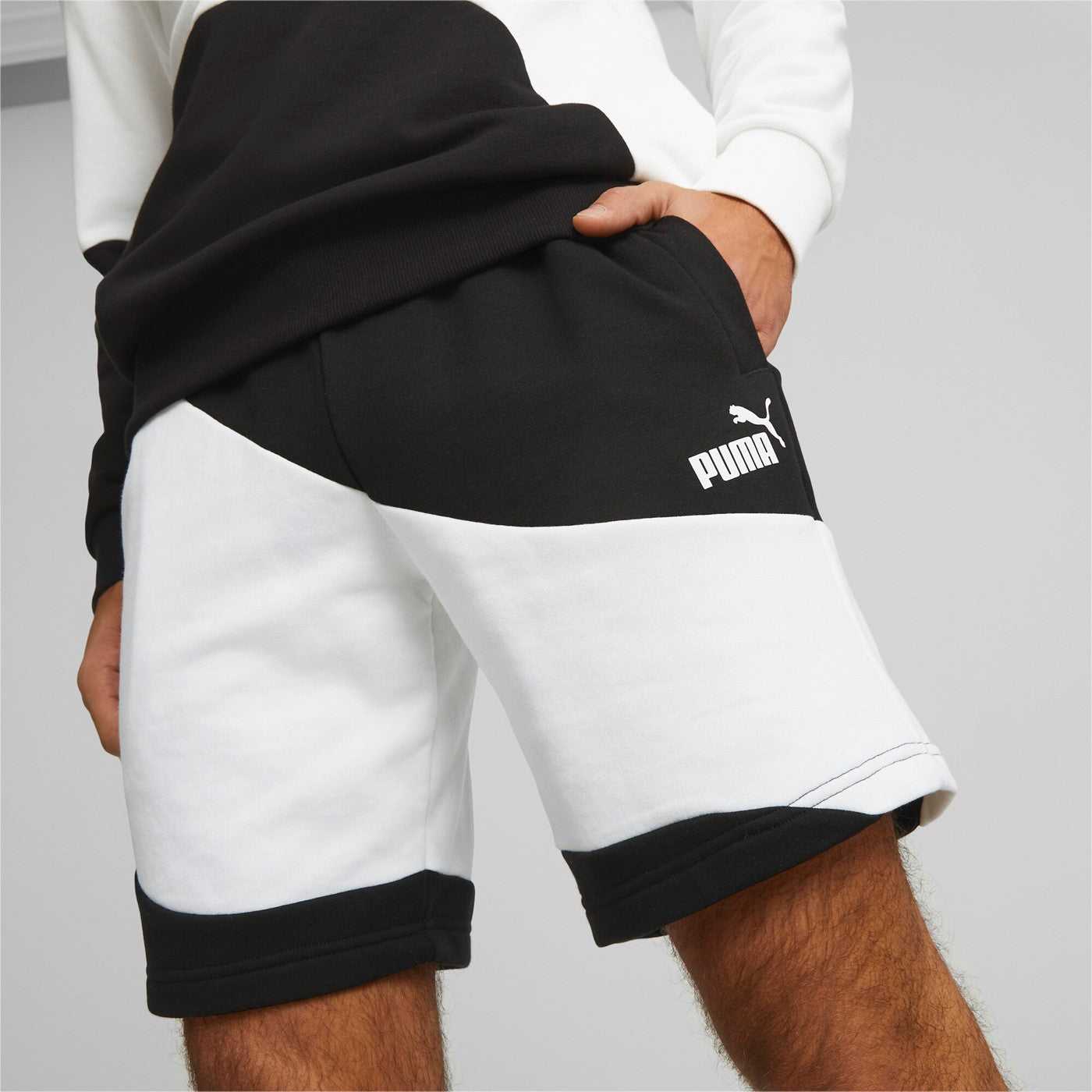 Puma Pantaloncino sportivo da uomo Power Cat Shorts 9" TR 675175-01 nero