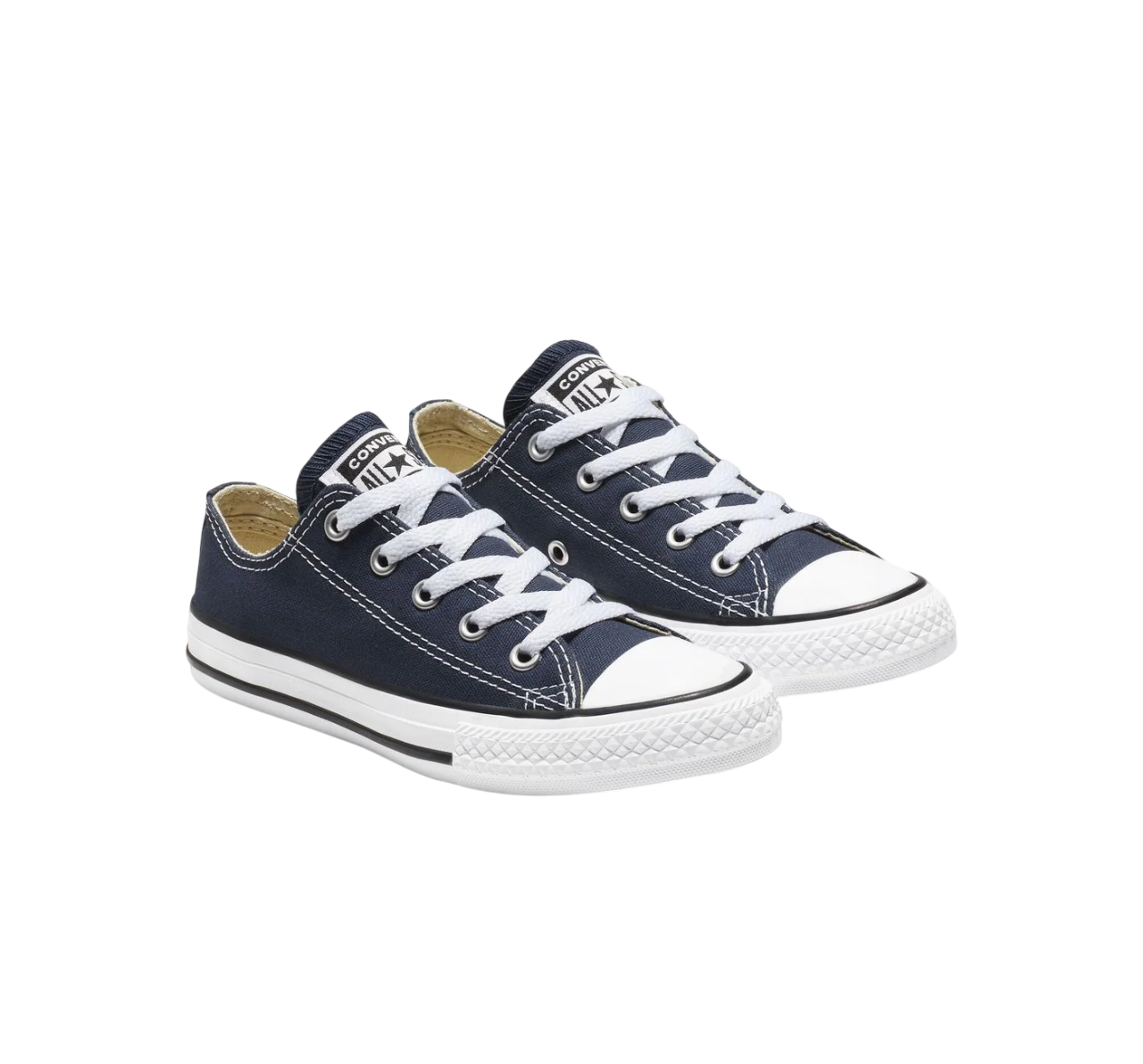 Vista frontale delle Chuck Taylor con cuciture di qualità tipiche del brand Converse.