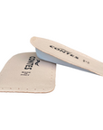 Contes Heel lift in latex foam covered with real chrome-free leather, approximately 2 cm thick at the heel. 120/P