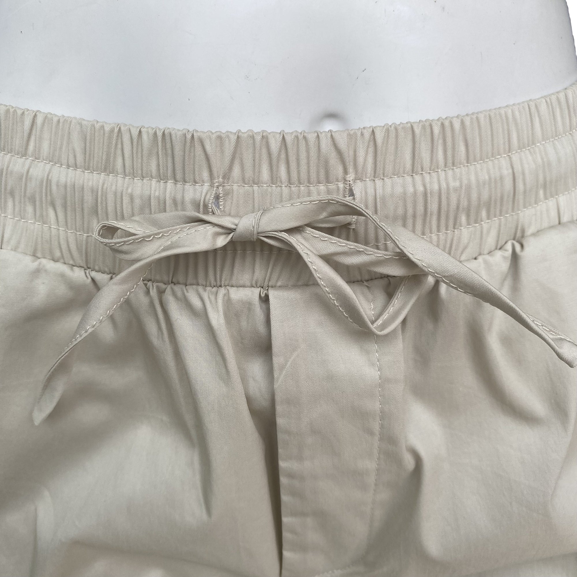 Griffai pantalone da donna in tessuto tecnico con elastico e laccio in vita DGP6306 beige_dettaglio