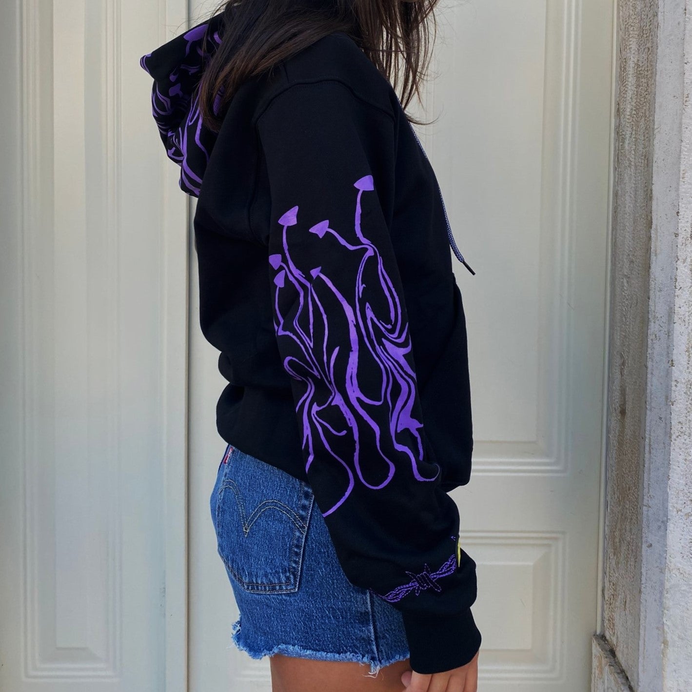 Mushroom men&#39;s hoodie with Flame print 23000-38 black-purple
