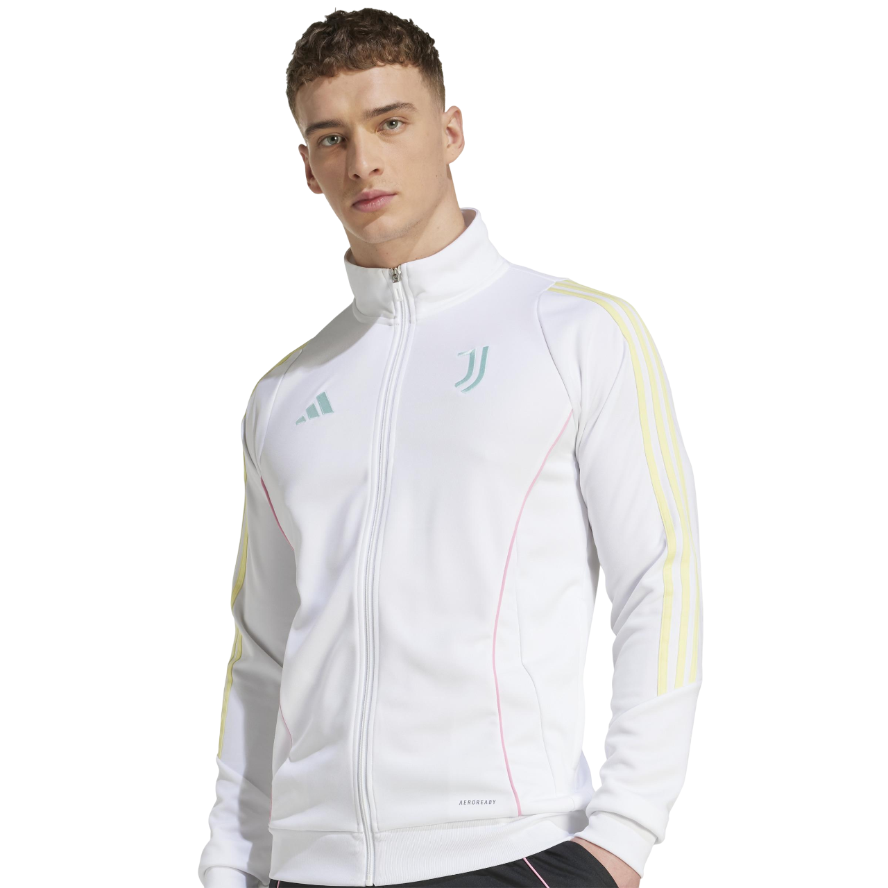 Dettaglio logo Juventus su tuta Away Tiro JN9874 stagione 2025/26