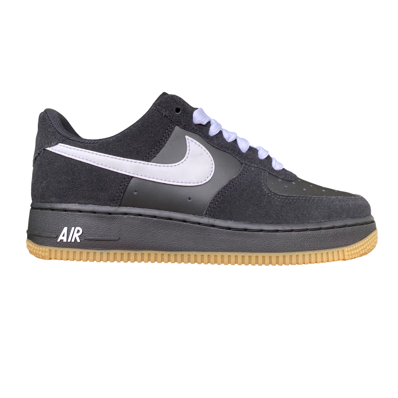 Sneakers Nike Air Force 1 '07 LV8 nero/bianco, vista frontale con dettaglio swoosh e tomaia in pelle premium