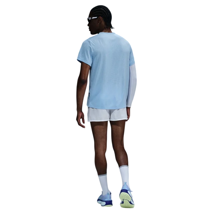 Maglietta running Nike Miler Breathe HJ4181-422 celeste da uomo con tecnologia Dry-FIT, inserti in mesh e logo riflettente - posteriore