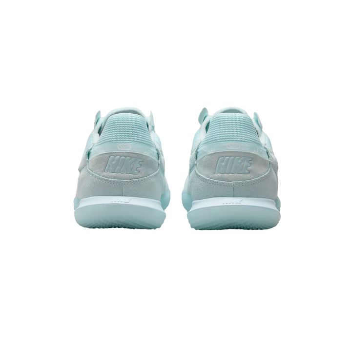 Nike men&#39;s soccer shoe Streetgato DC8466-402 glacial blue
