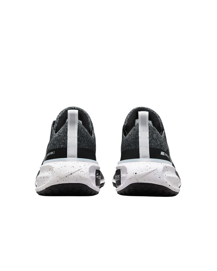 Nike scarpa da uomo da corsa Invincible 3 Road DR2615-002 nero-bianco