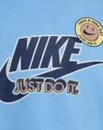 Nike tuta felpa girocollo e pantalone da ragazzo Sense of Adventure 86L947-U90 celeste-blu