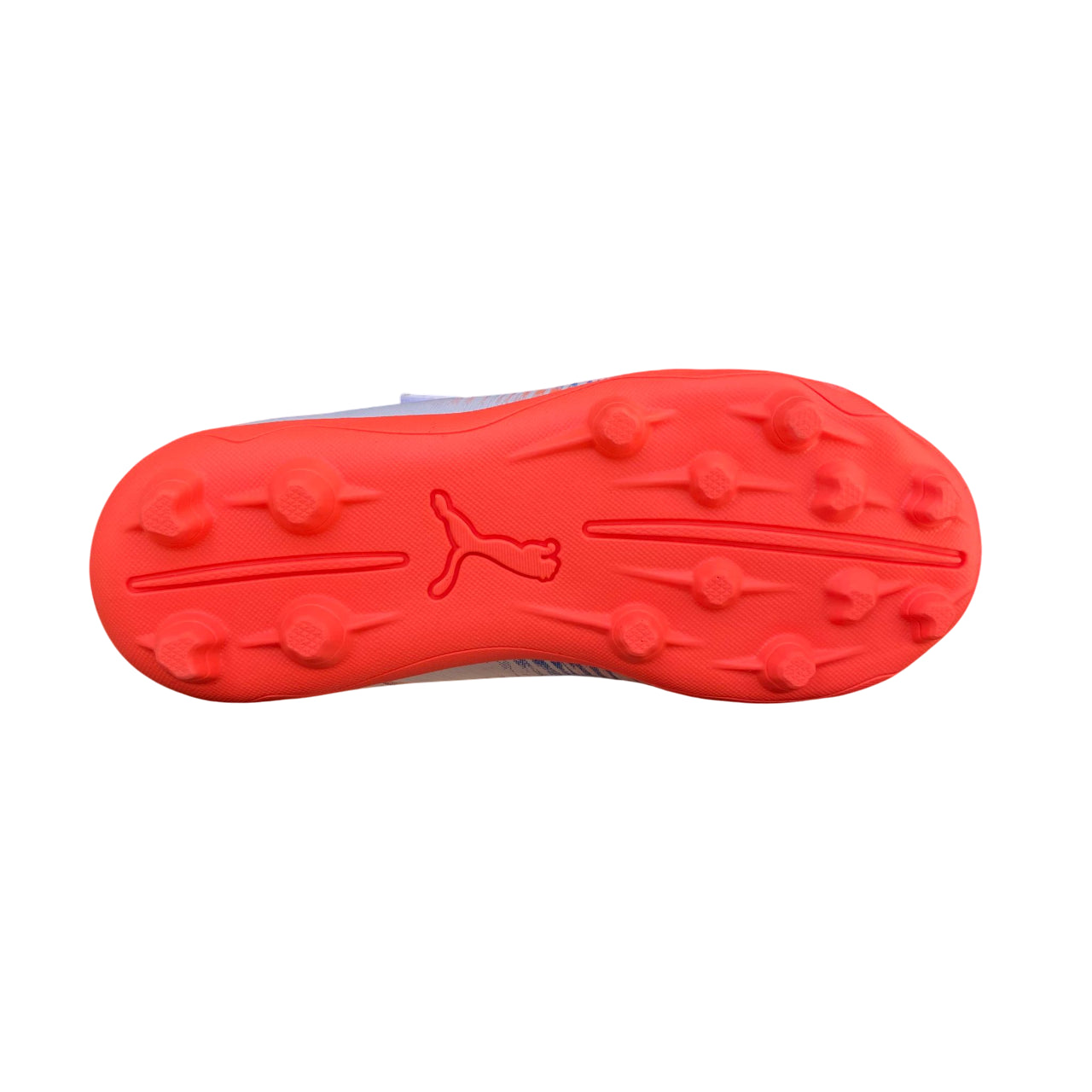 Suola scarpe Puma Future 8 Play V 108630-01 con tecnologia FG/AG per terreni naturali e artificiali