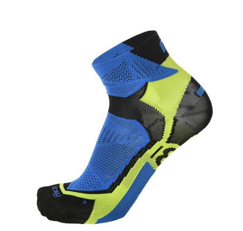 Mico extralight weight short running sock X-Performance CA01287 461 black light blue 