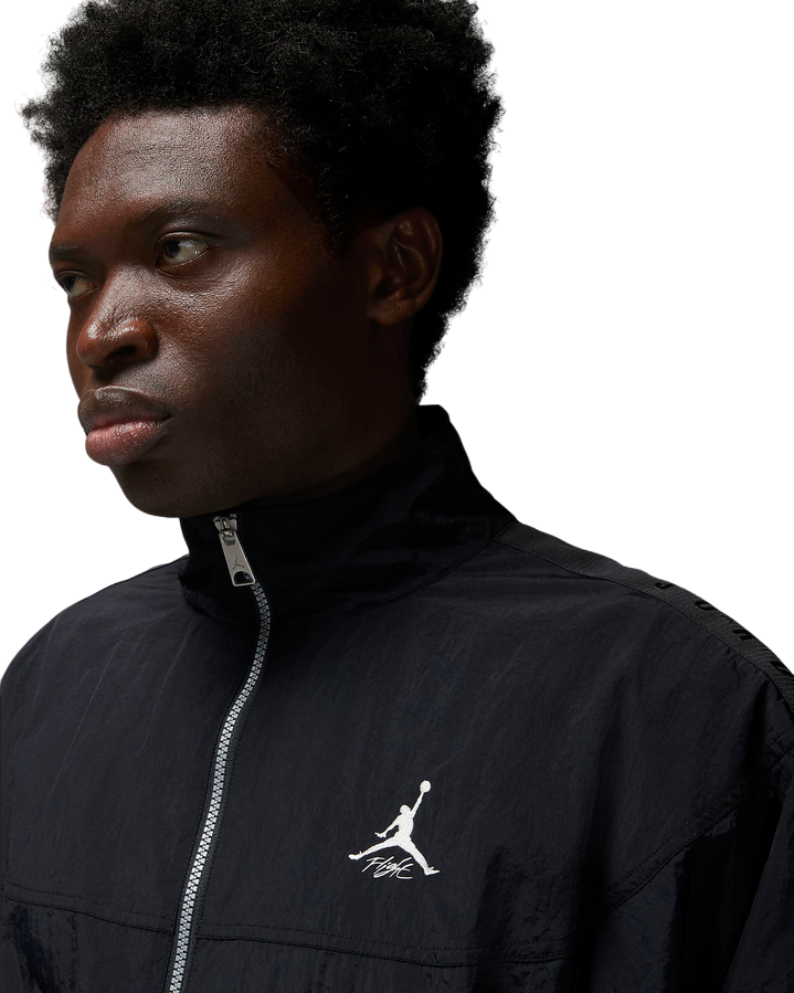 Jordan Essentials men&#39;s light jacket FB7294-010 black