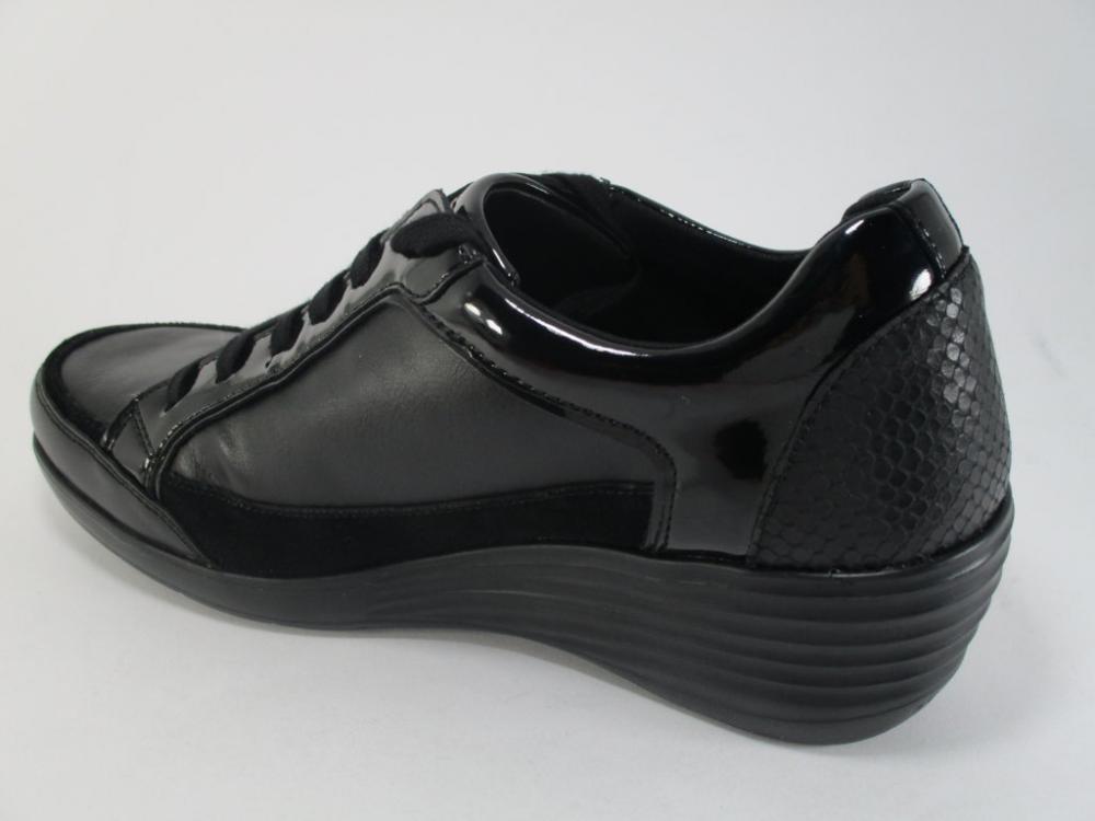 Stonefly women&#39;s casual shoe Ebony 4 107385 000 black