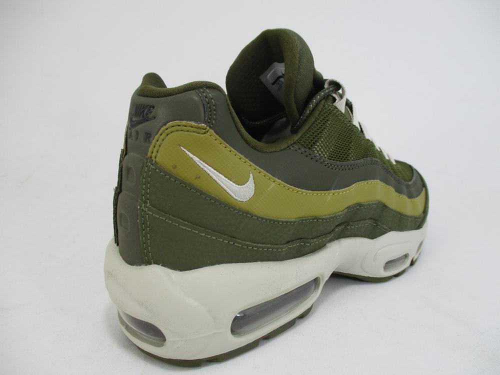 Nike men&#39;s sneakers Air Max 95 Essential 749766 303 olive canvas