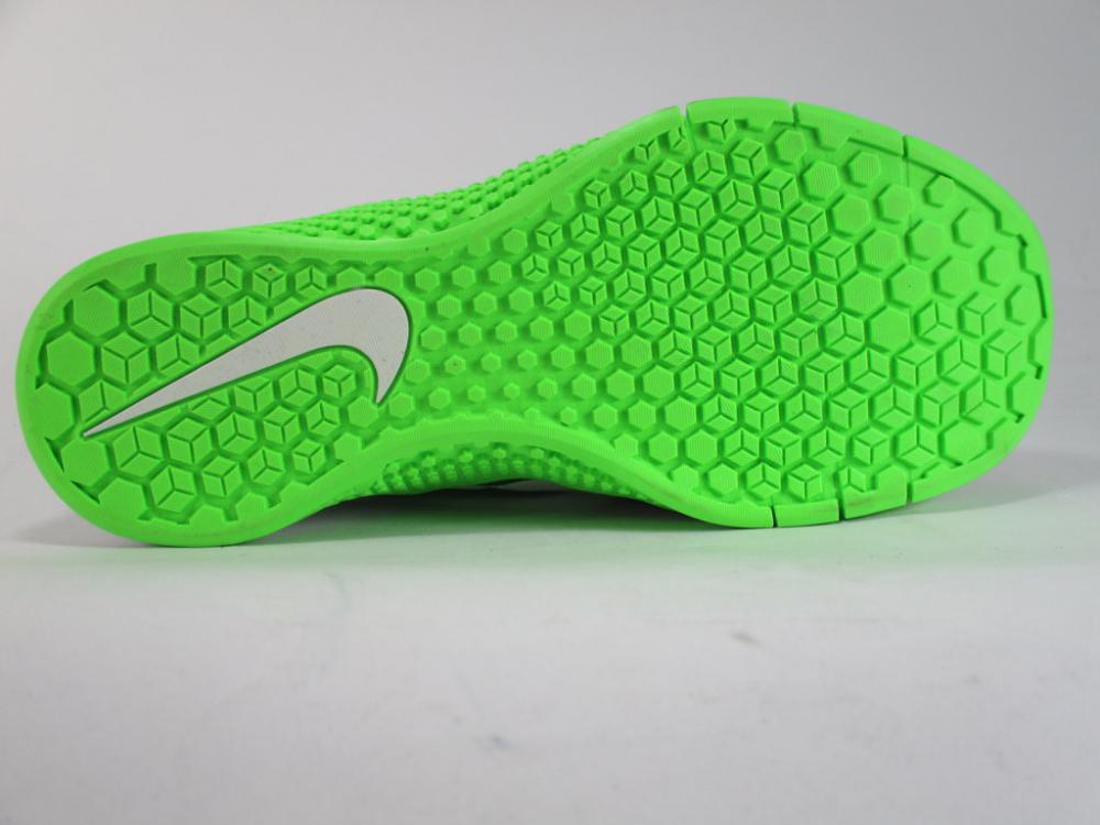 Nike Metcon 1 704688 313 green training shoe