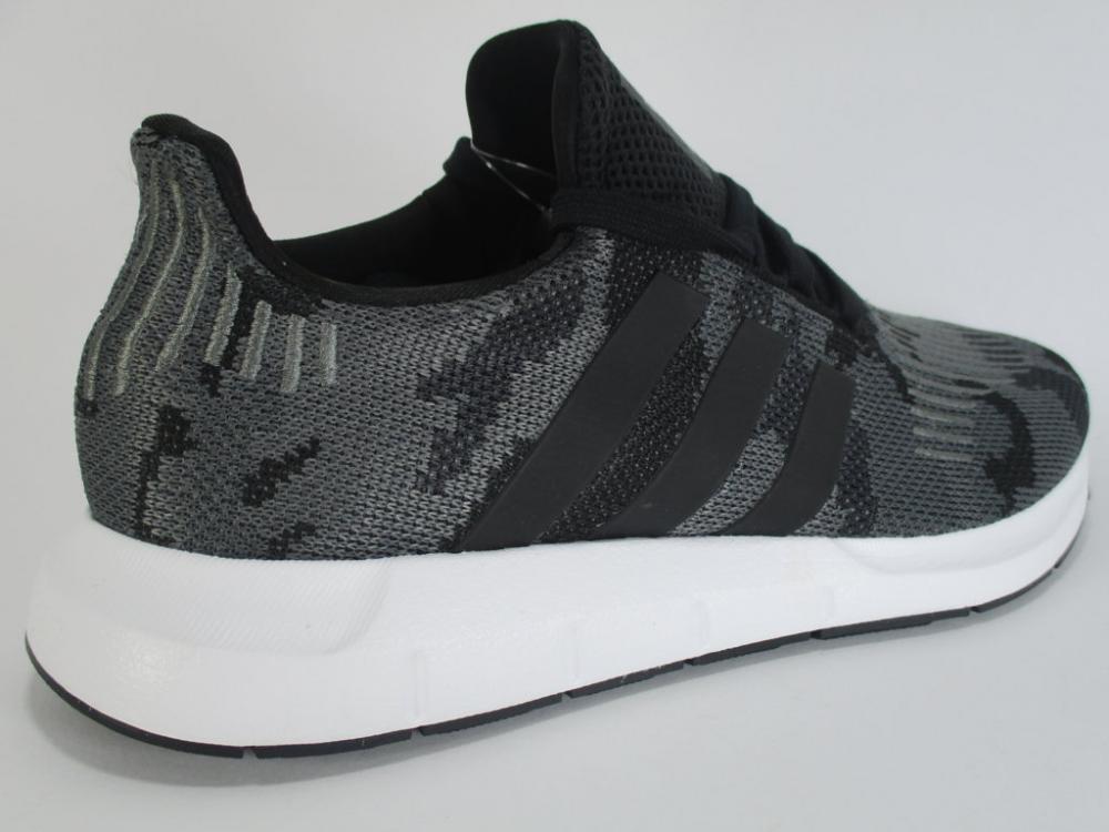 Adidas Originals Swift Run men&#39;s sneaker BD7977 black