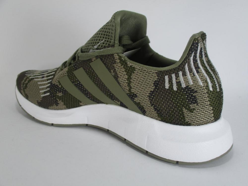 Adidas Originals Swift Run men&#39;s sneaker BD7976 camo green