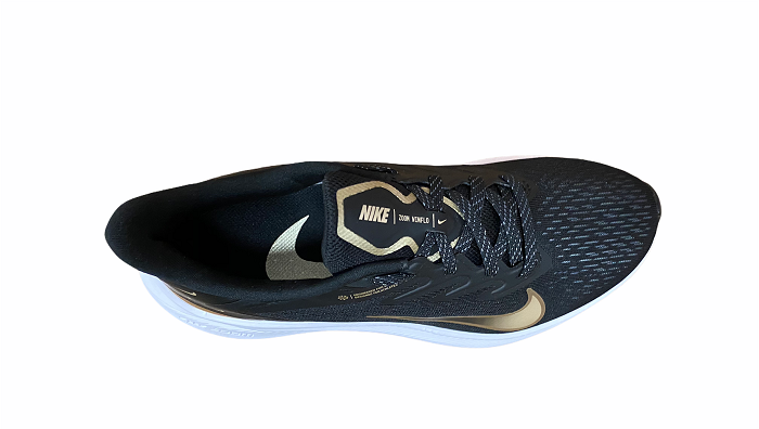 Nike women&#39;s running shoe Zoom Winflo 7 PRM CV0140 001 black-gold