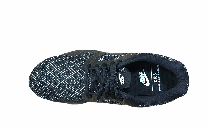 Nike women&#39;s fitness shoe Kaishi NS 747495 002 black-white